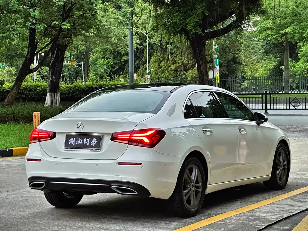 Mercedes-Benz A-Class 2019 — фото 2