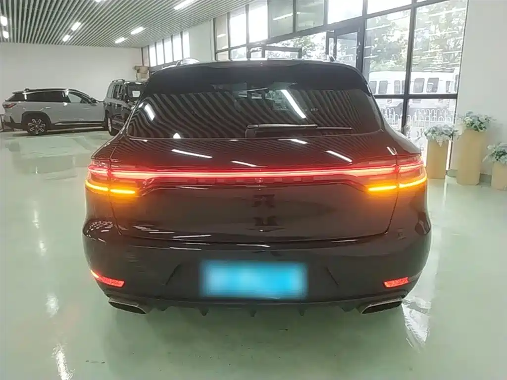Porsche Macan 2019 — фото 6