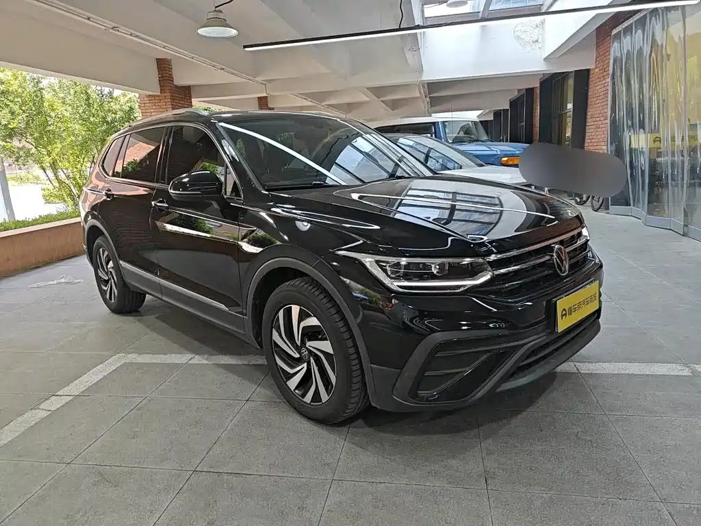 Volkswagen Tiguan L 2025 — фото 6