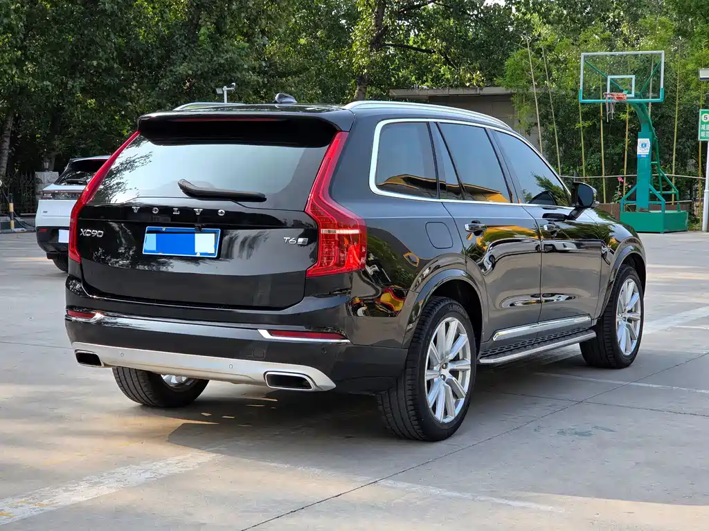 Volvo XC90 2019 — фото 4