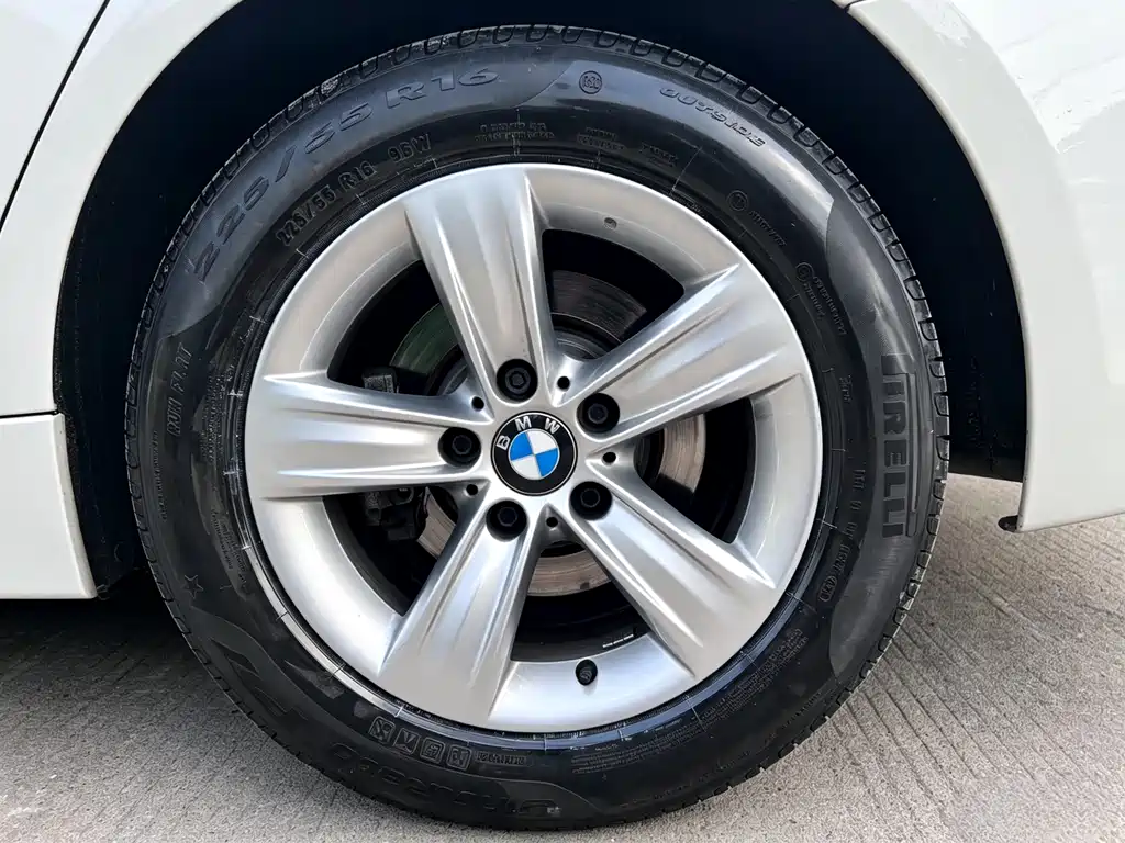 BMW 3 Series 2013 — фото 15
