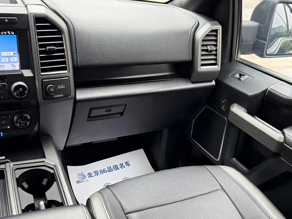 Ford F-150 Raptor 2018 — фото 13