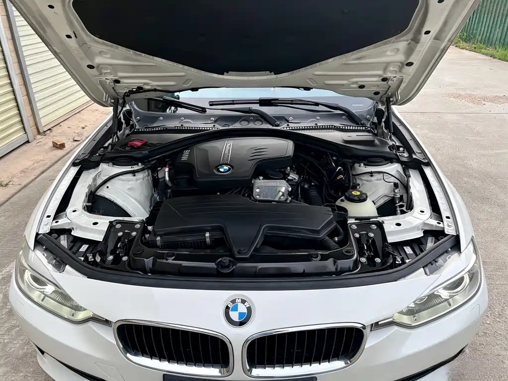 BMW 3 Series 2013 — фото 14
