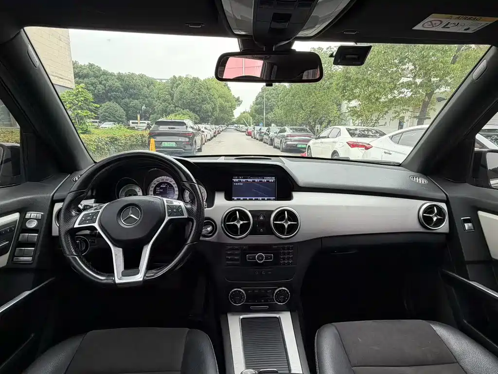 Mercedes-Benz GLK-Class 2015