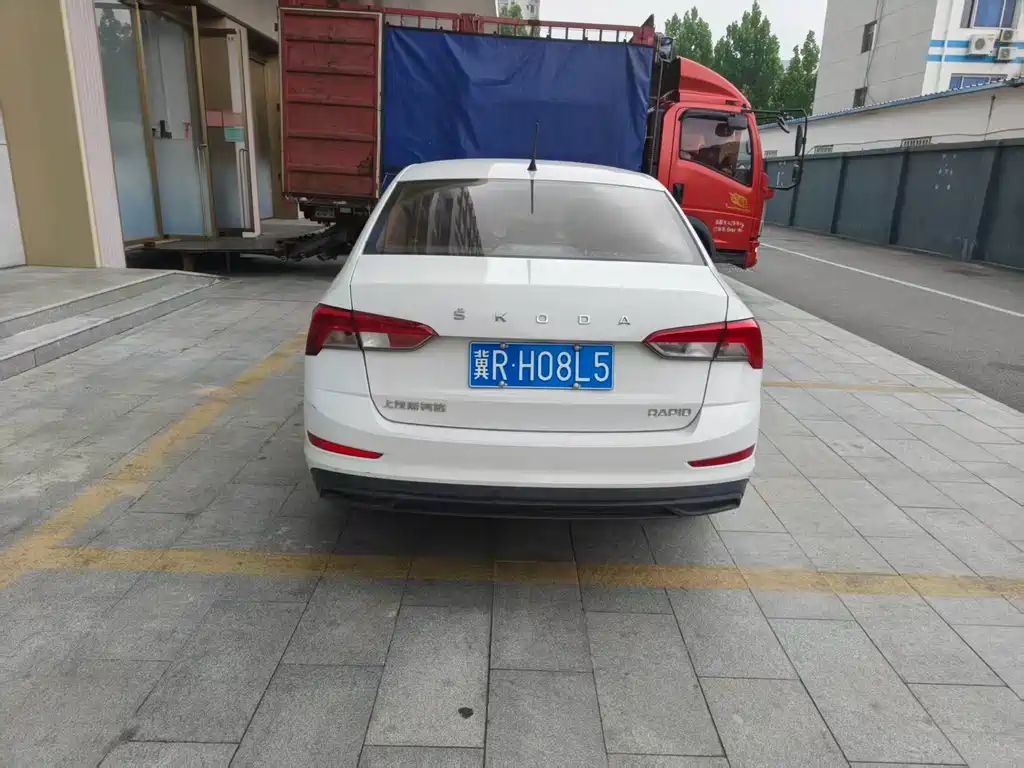 Skoda Rapid 2022 — фото 10