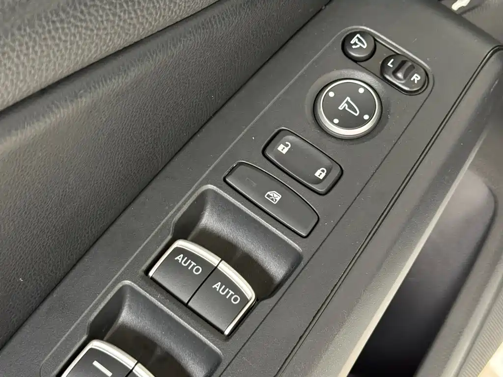 Honda Civic 2023 — фото 16