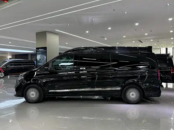 Mercedes-Benz Vito 2023
