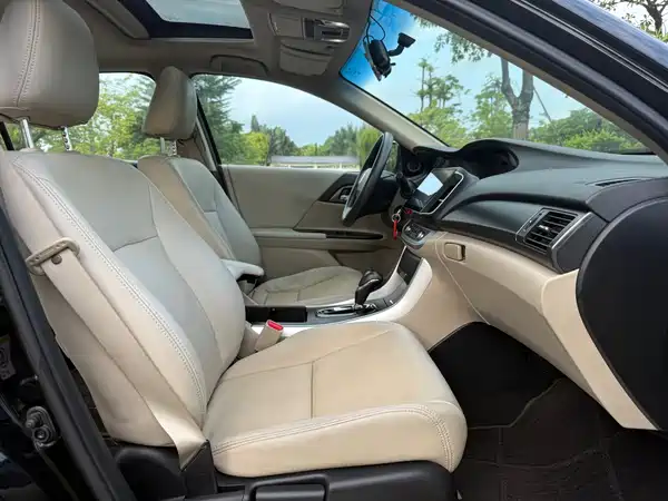 Honda Accord 2015