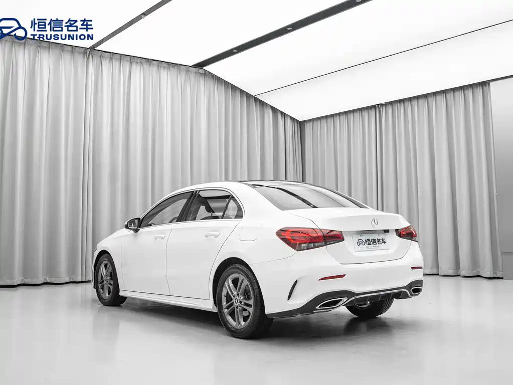 Mercedes-Benz A-Class 2022 — фото 6