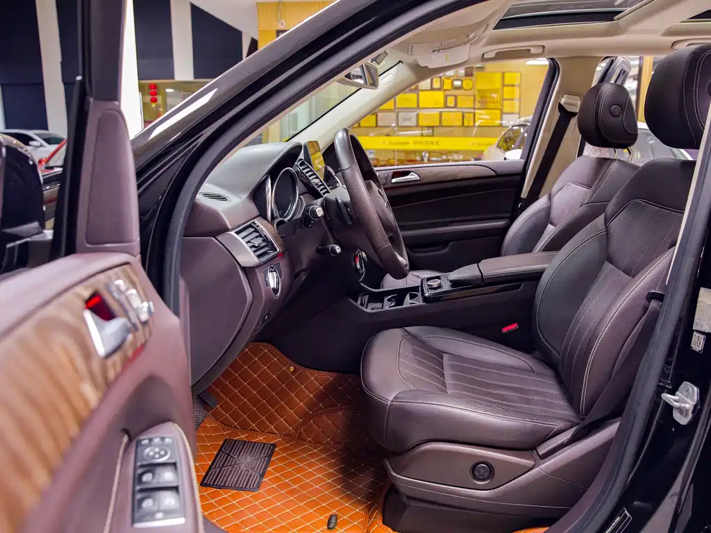 Mercedes-Benz GLE 2016
