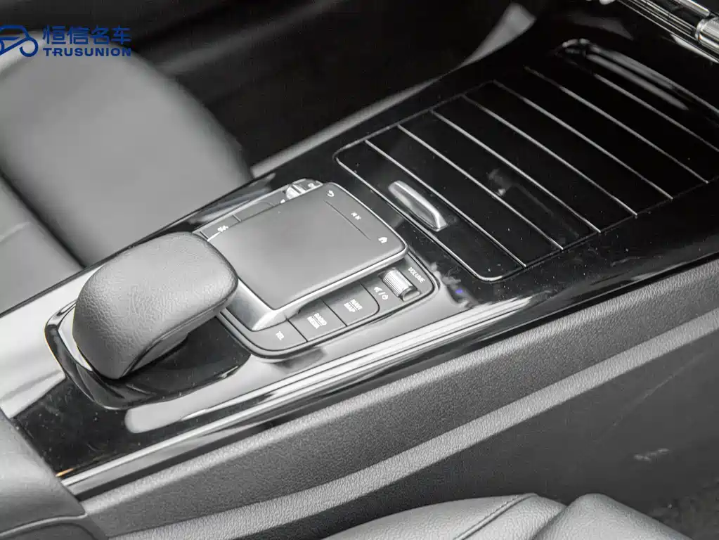 Mercedes-Benz A-Class 2022 — фото 18