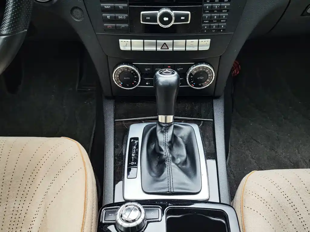 Mercedes-Benz C-Class 2014 — фото 13