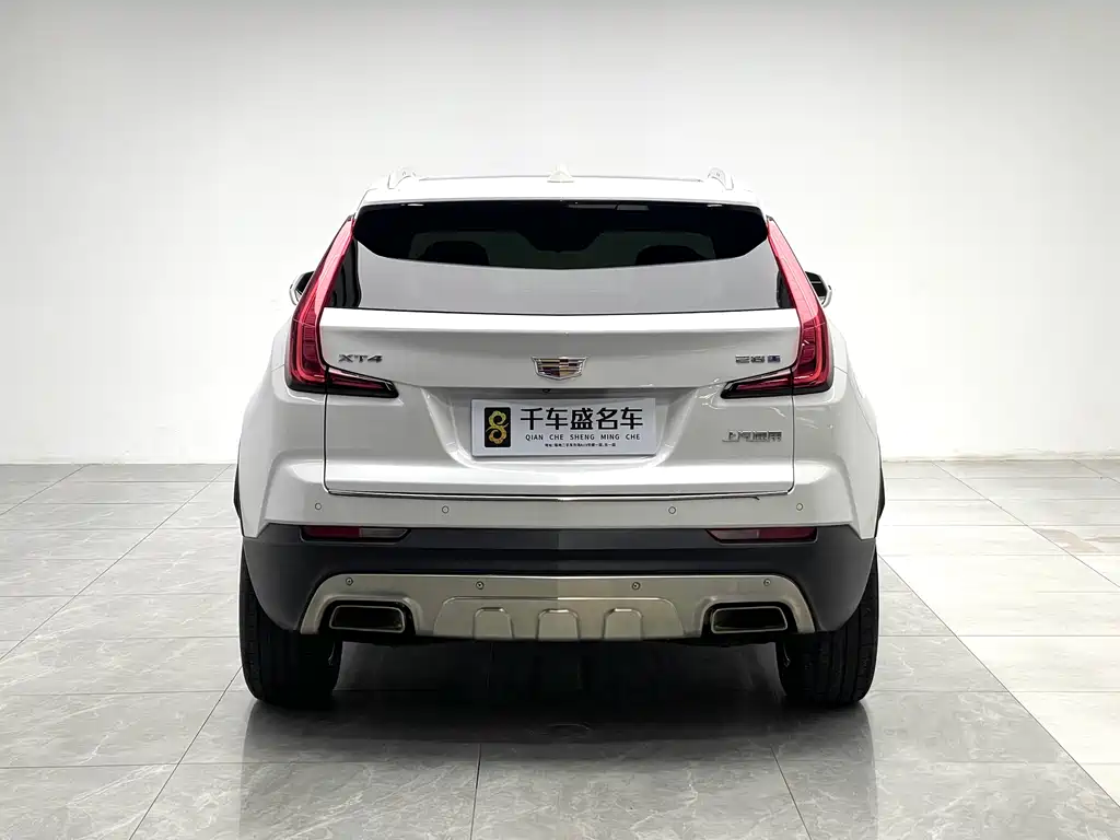 Cadillac XT4 2022
