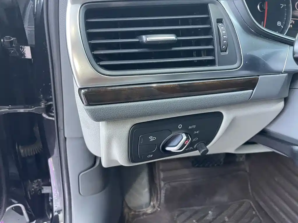 Audi A6L 2015