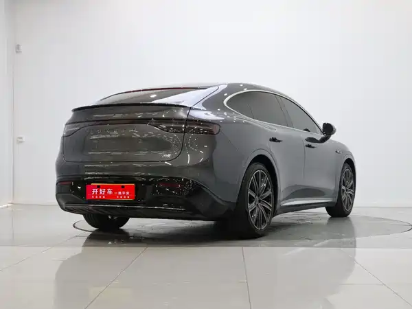 Luxeed R7 2025