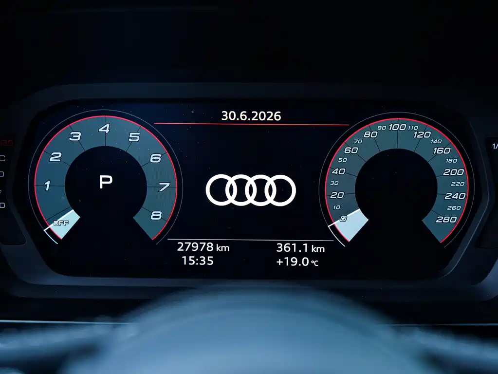 Audi A3 2022 — фото 10