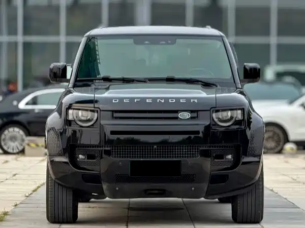 Land Rover Defender 2021