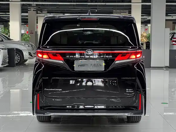 Toyota Vellfire 2024