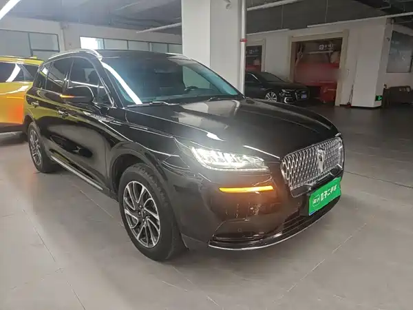 Lincoln Corsair 2021