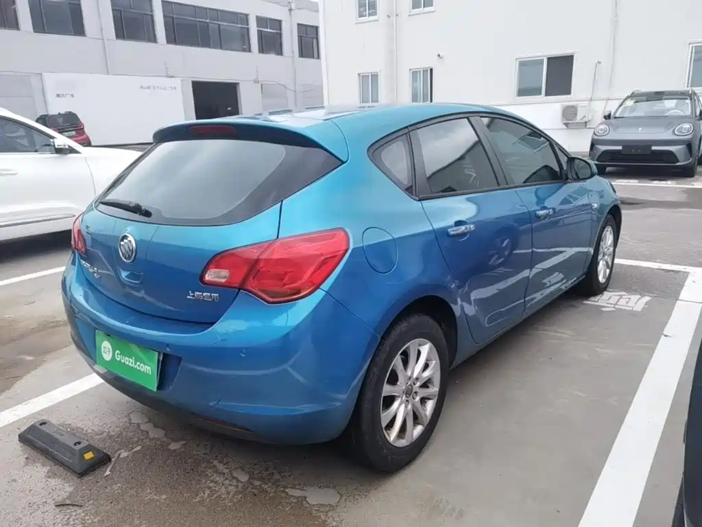 Buick Excelle 2014