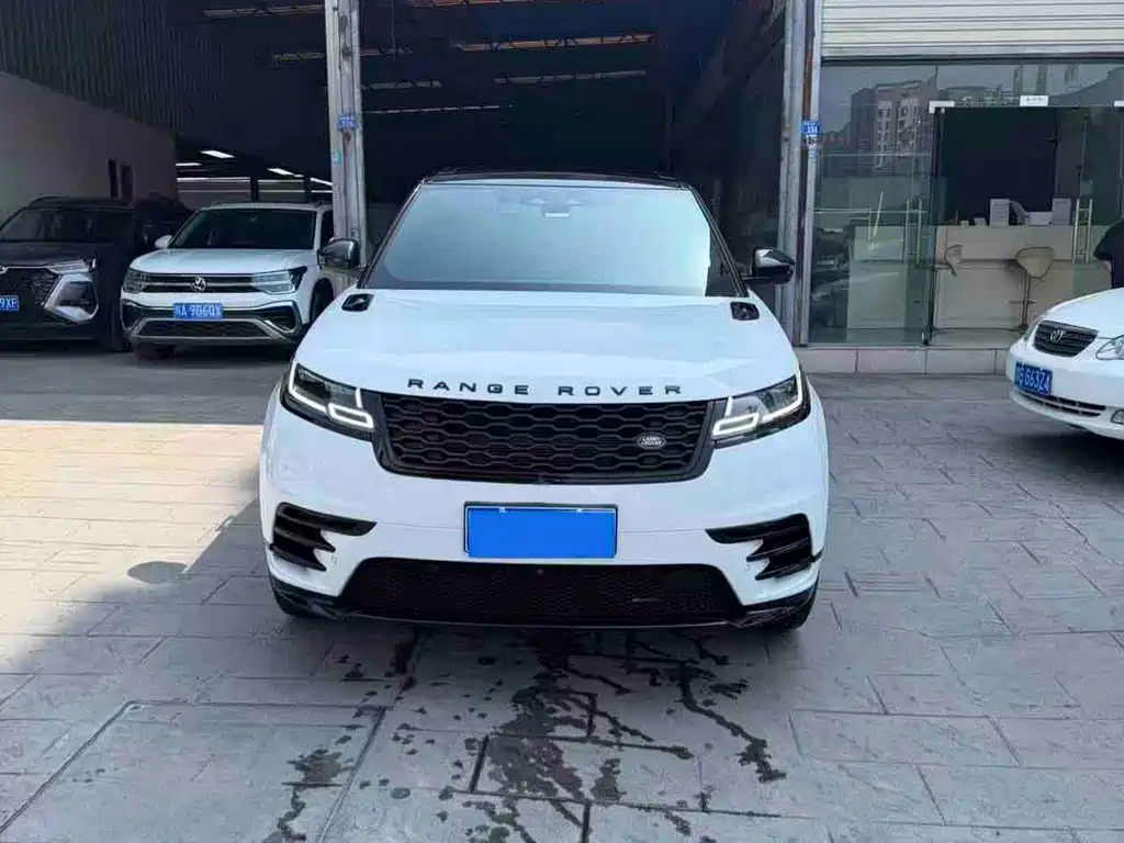 Land Rover Velar 2023 — фото 2
