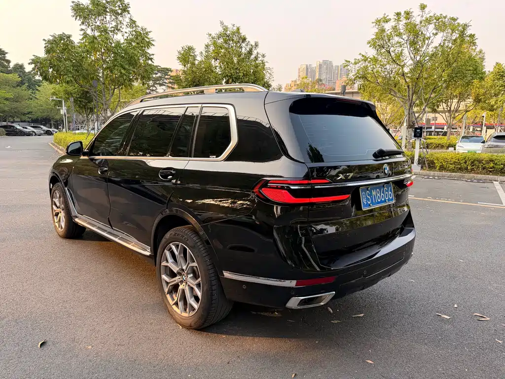 BMW X7 2023 — фото 12