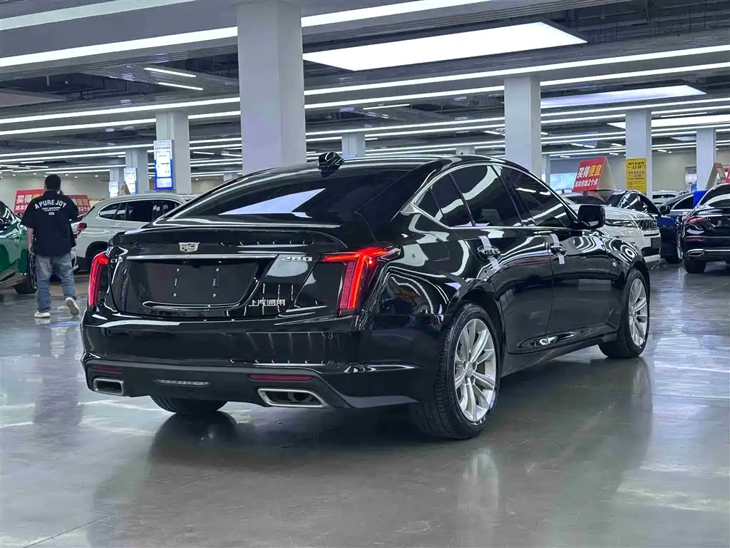 Cadillac CT5 2025 — фото 13