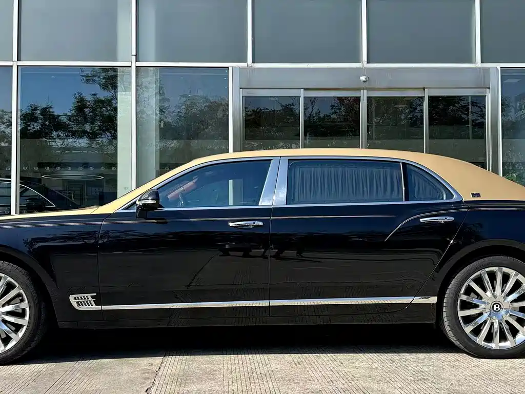 Bentley Mulsanne 2019 — фото 4