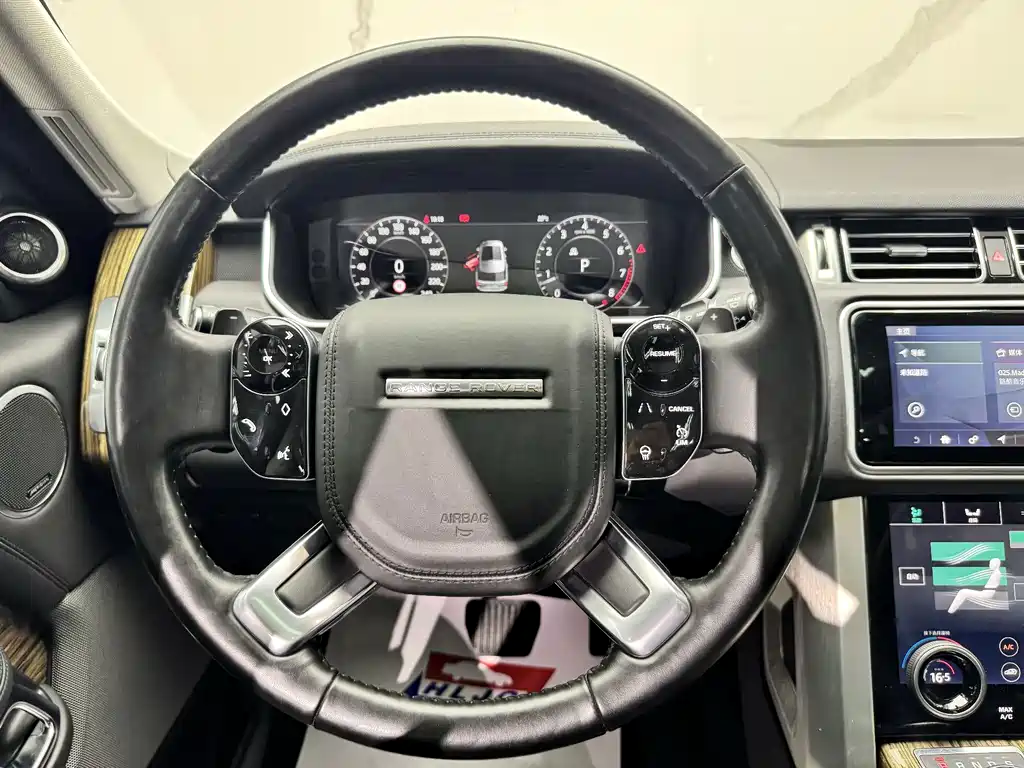 Land Rover Range Rover 2018 — фото 16