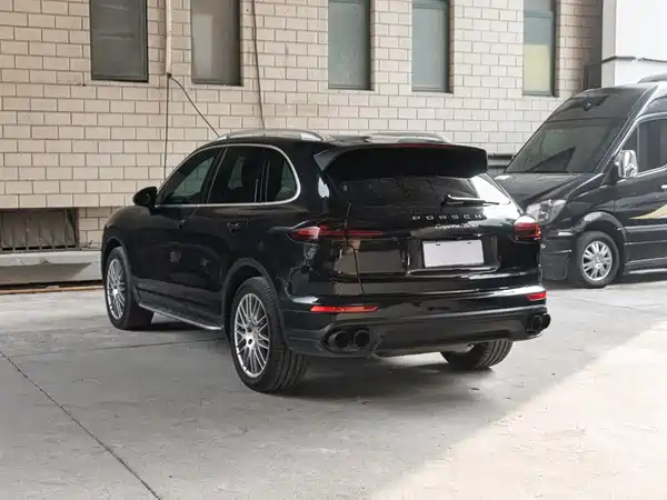 Porsche Cayenne 2016