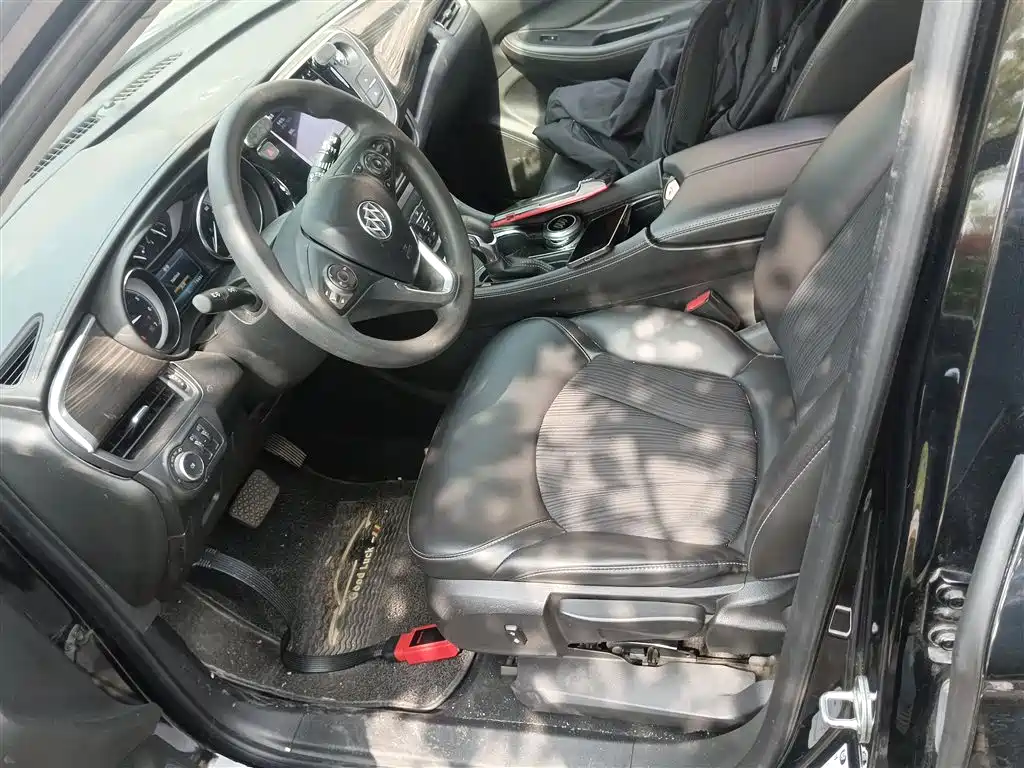 Buick Envision Plus 2020 — фото 15