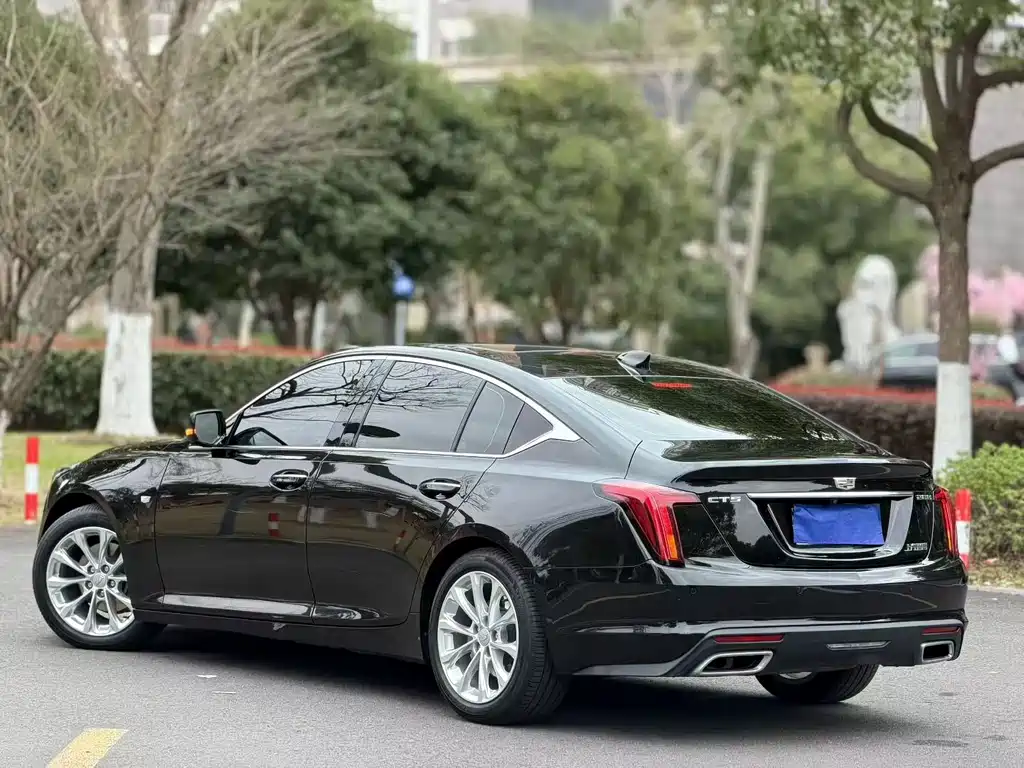 Cadillac CT5 2023 — фото 7