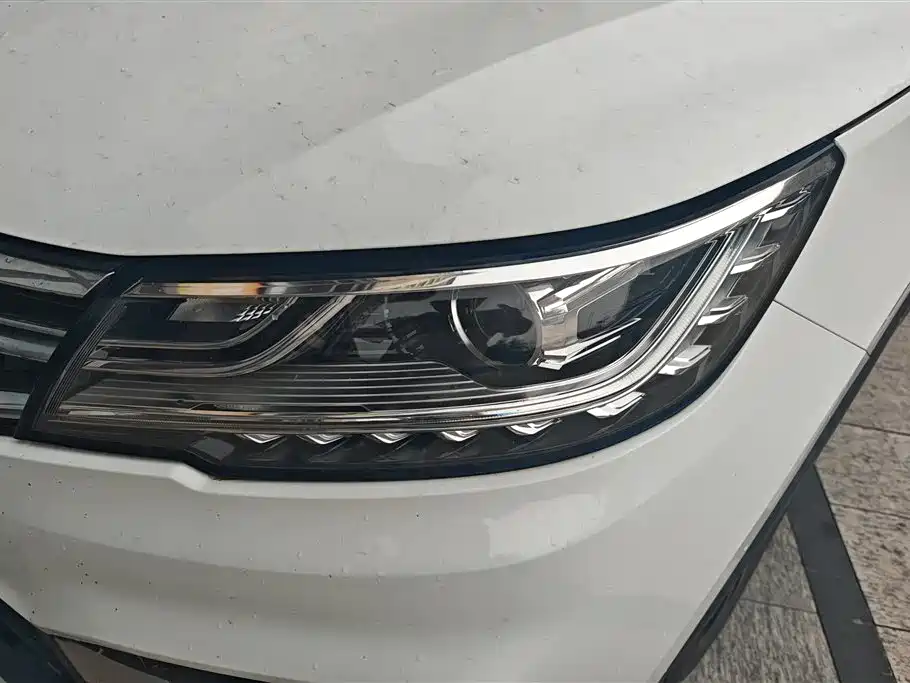 Roewe RX3 2019
