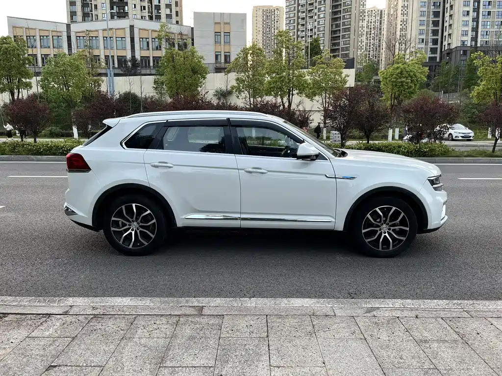 Zotye X7 2017 — фото 7