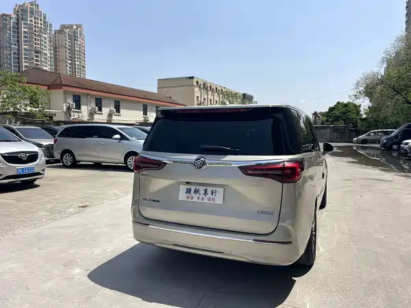 Buick GL8 2021