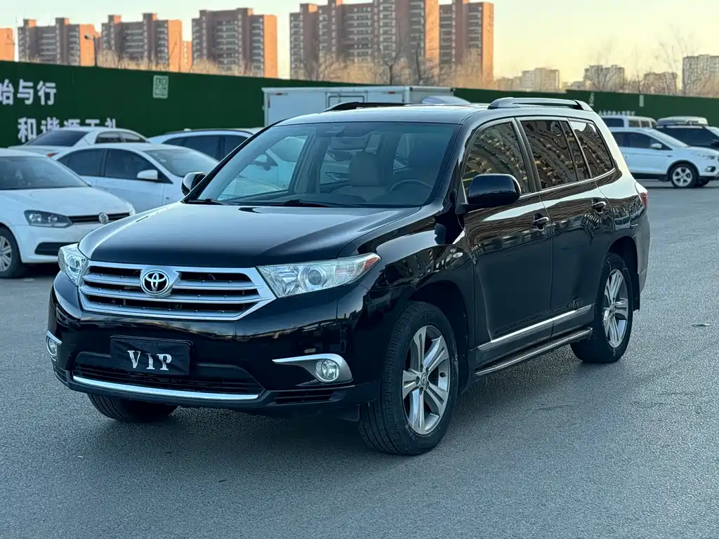Toyota Highlander 2014 — фото 3