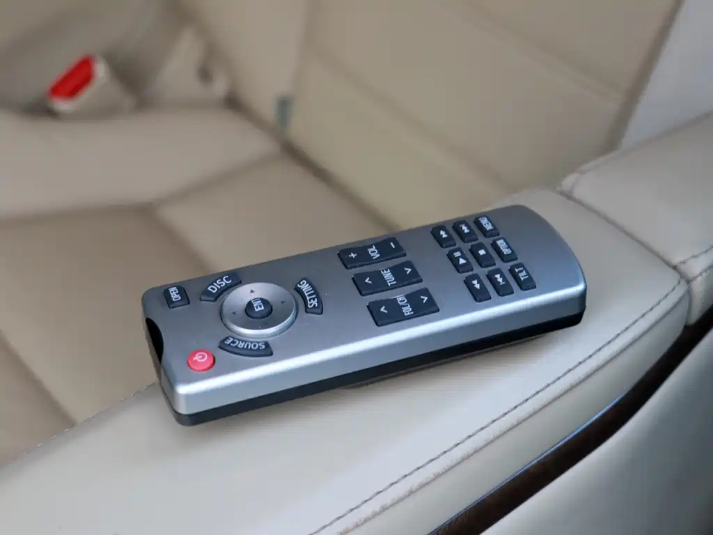 Toyota Alphard 2015 — фото 12