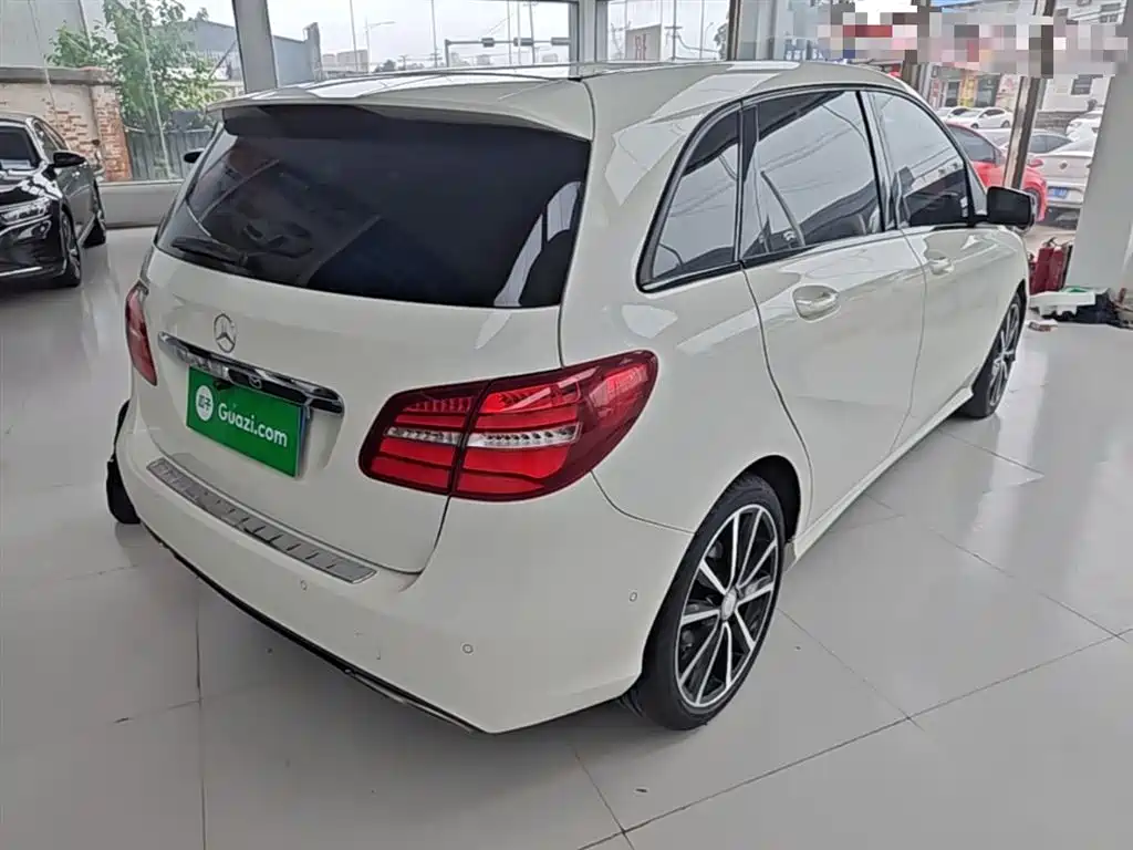 Mercedes-Benz B-Class 2017 — фото 7