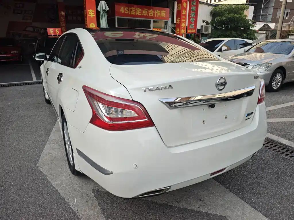 Nissan Teana 2014