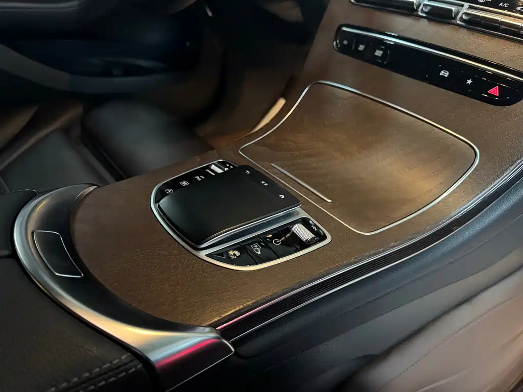 Mercedes-Benz GLC 2022 — фото 16