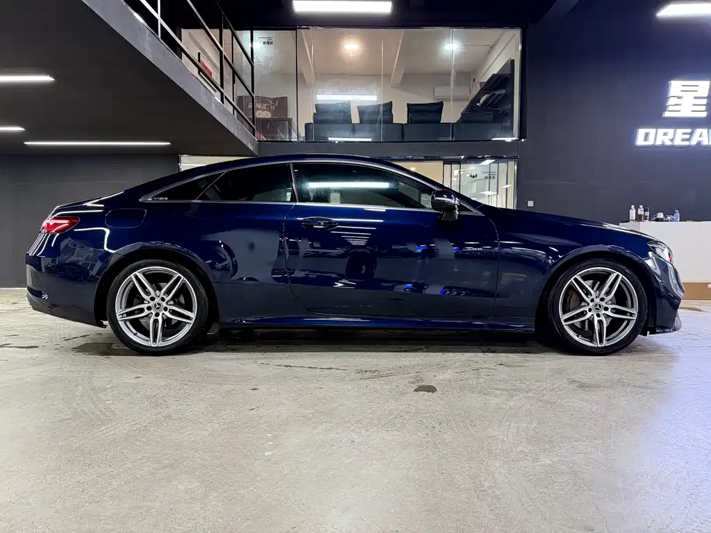 Mercedes-Benz E-Class 2019 — фото 10