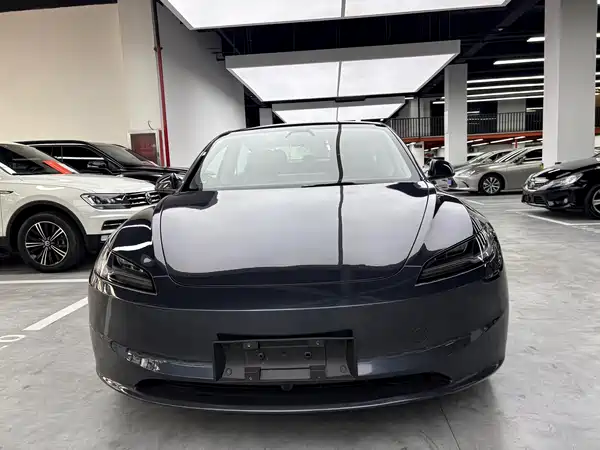 Tesla Model 3 2026