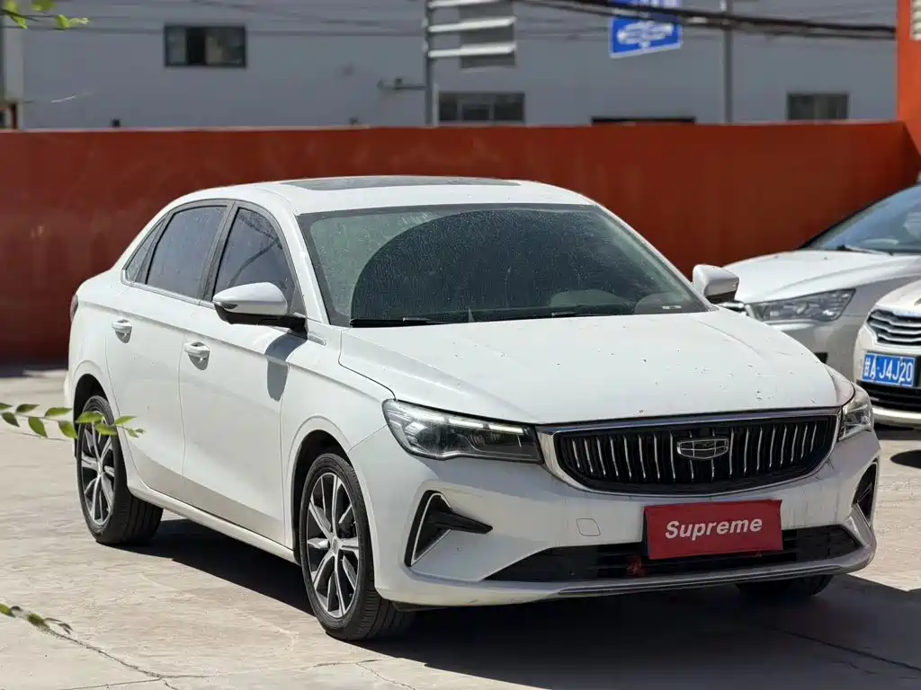 Geely Emgrand 2024