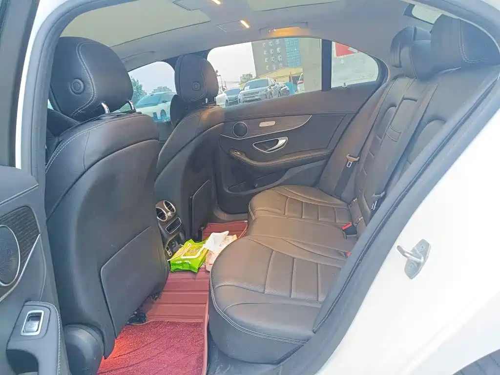 Mercedes-Benz C-Class 2021