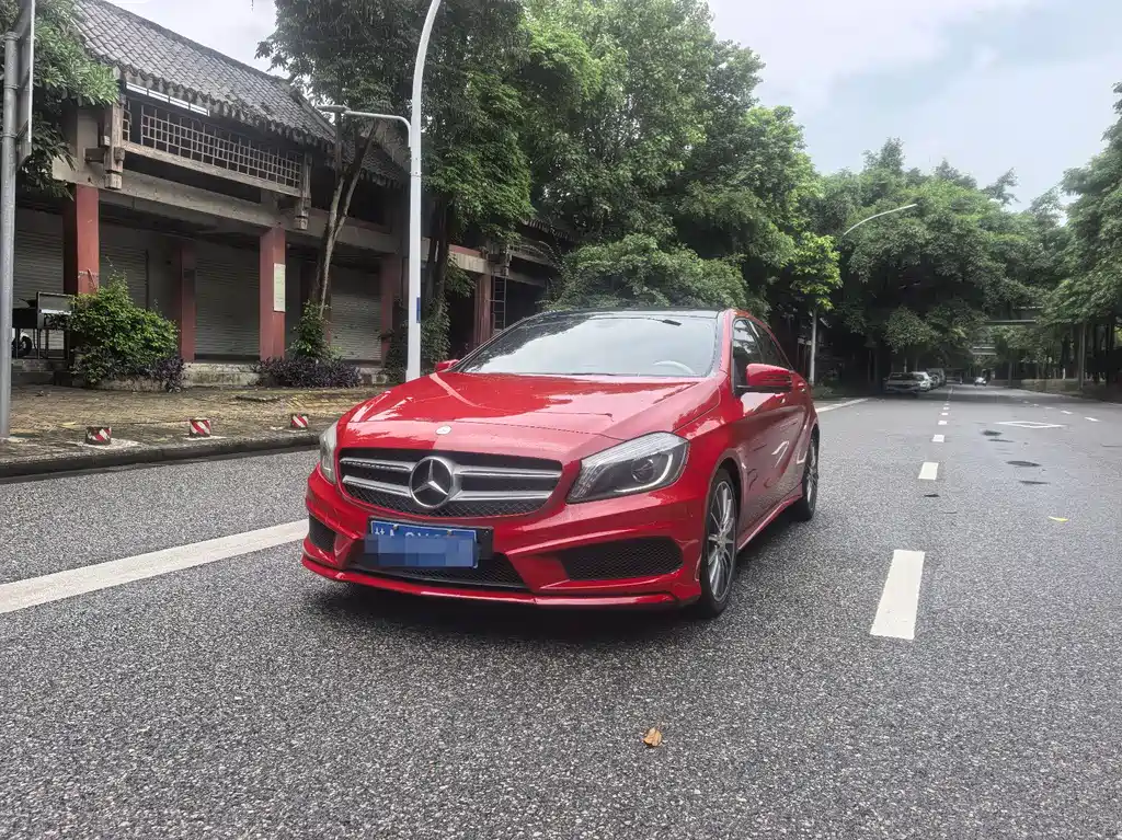 Mercedes-Benz A-Class 2015