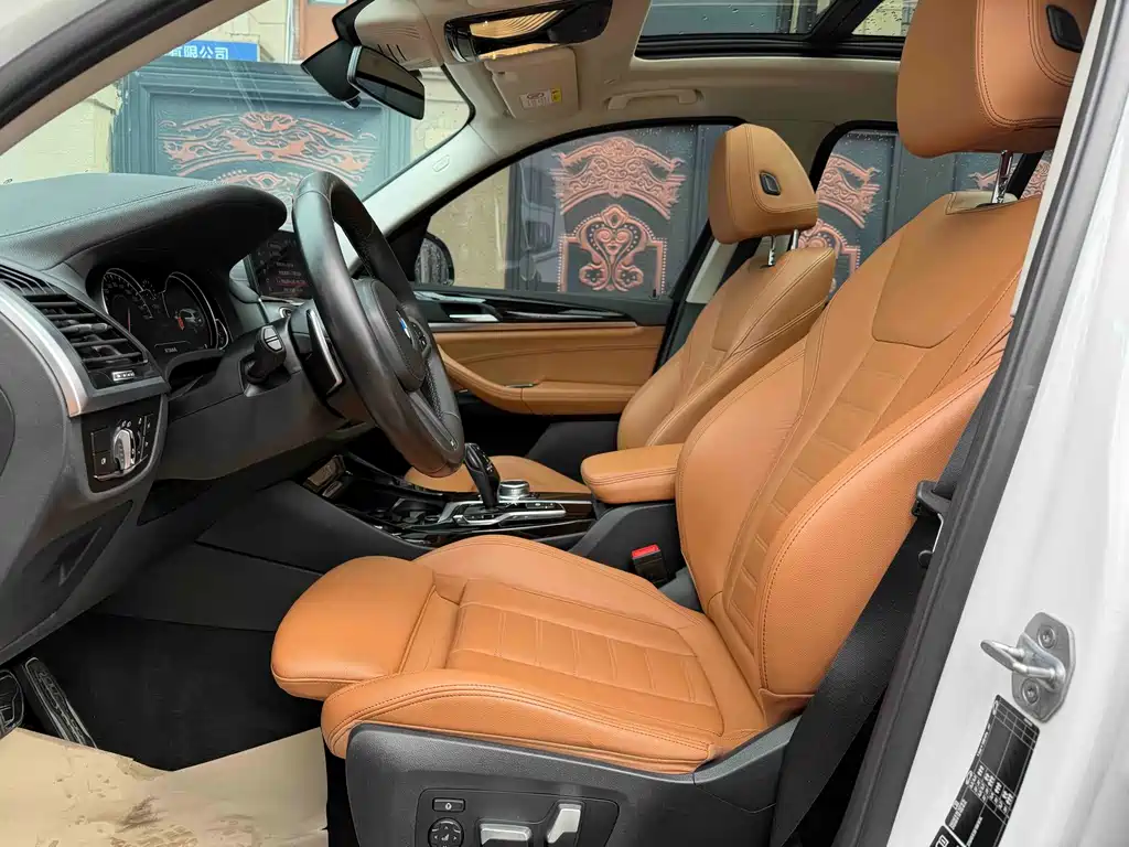 BMW X3 2019 — фото 11