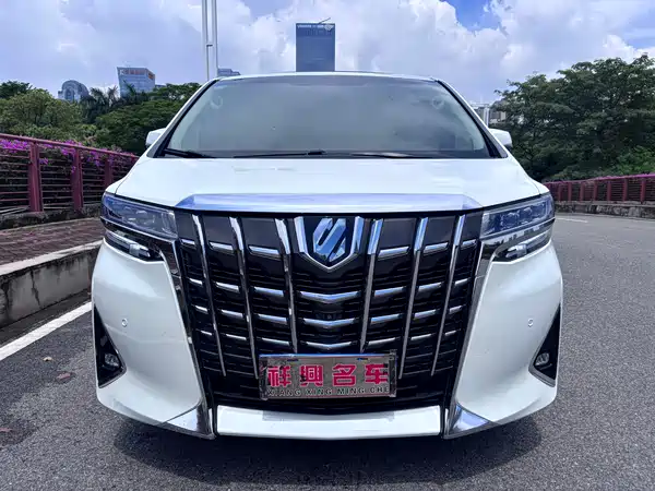 Toyota Alphard 2015