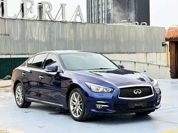 Infiniti Q50L 2017