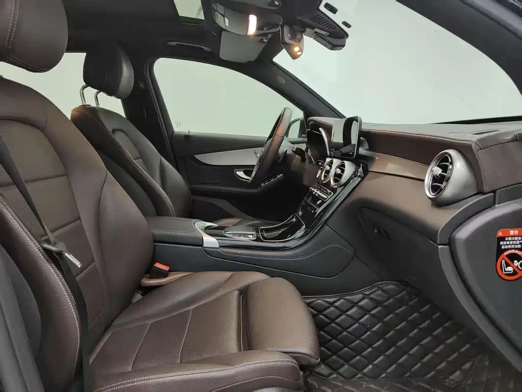 Mercedes-Benz GLC 2020 — фото 12