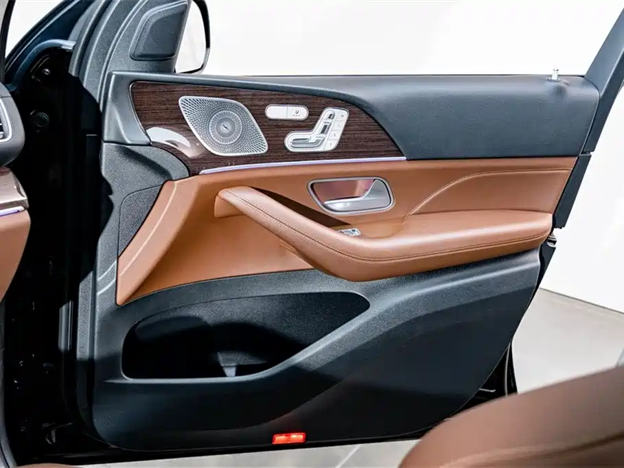 Mercedes-Benz GLE 2024 — фото 17